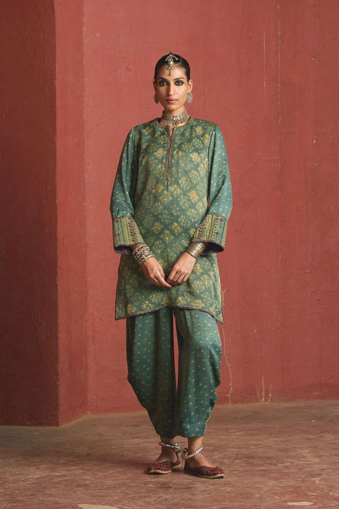 Dhun blue light short kurta