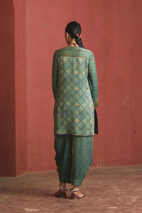 Dhun blue light short kurta
