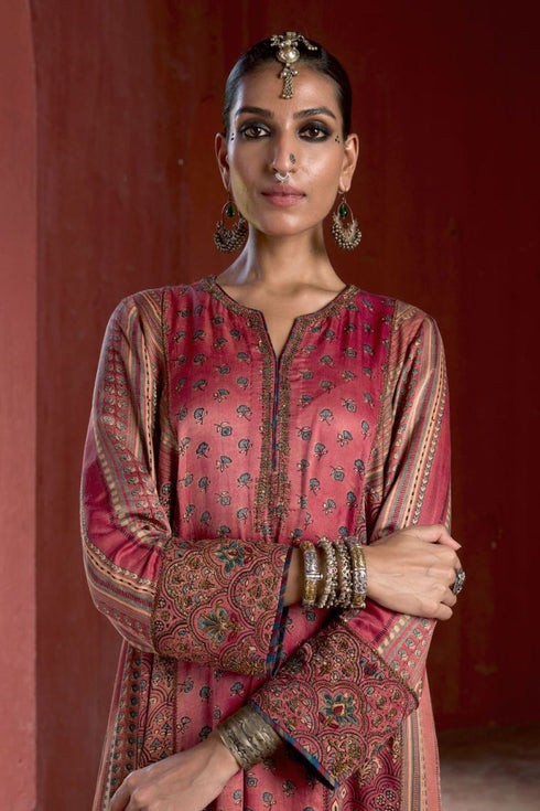 Dhun vintage pink heavy phiran kurta