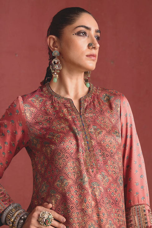 Dhun vintage pink light short kurta