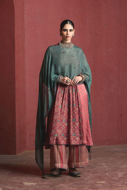 Dhun vintage pink round yoke kurta