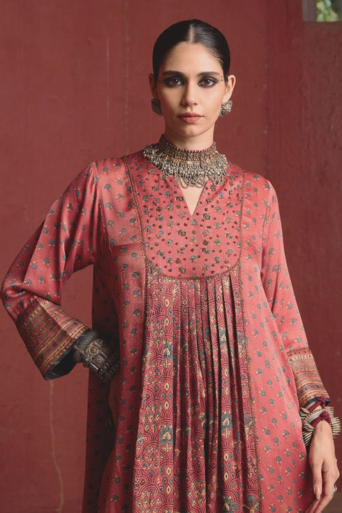 Dhun vintage pink round yoke kurta