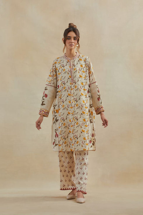 Dia beige and red short kurta with pants