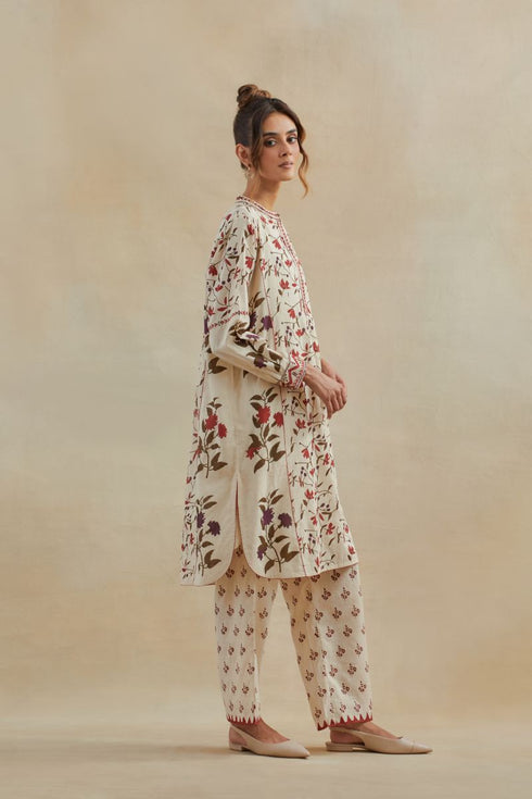 Dia beige and rust short kurta with pants
