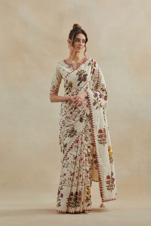 Dia beige printed cotton sari with blouse