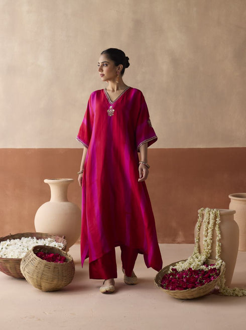 Dual tone maroon and magenta tie dye kaftan set