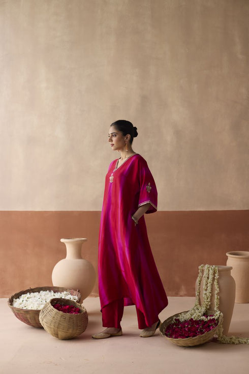 Dual tone maroon and magenta tie dye kaftan set