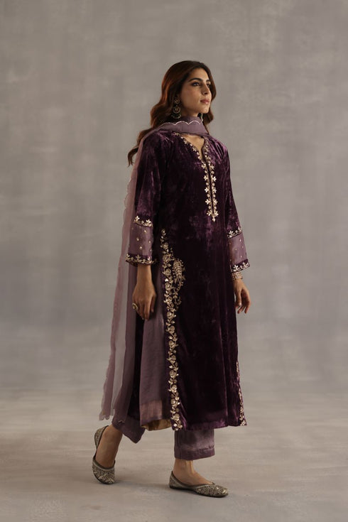 Durbaar megh purple kurta set