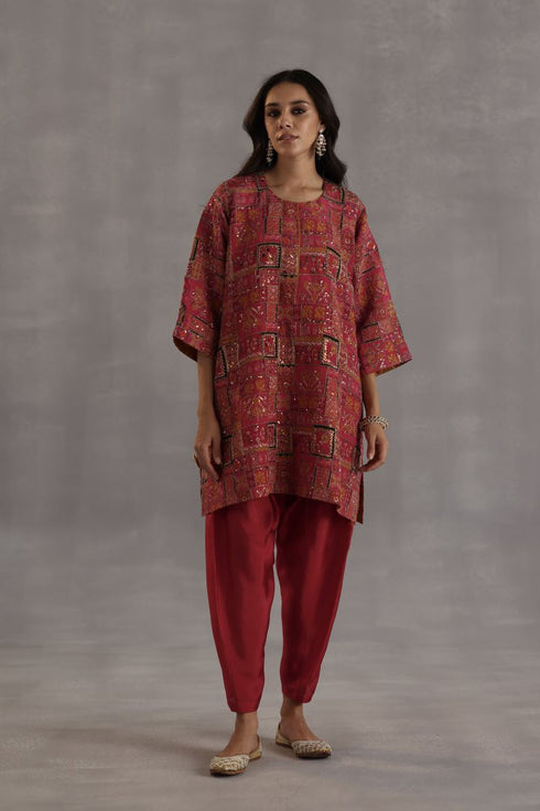 Durbaar raag magenta kurta set