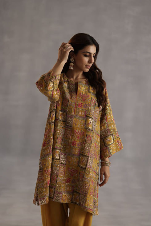 Durbaar raag yellow kurta set