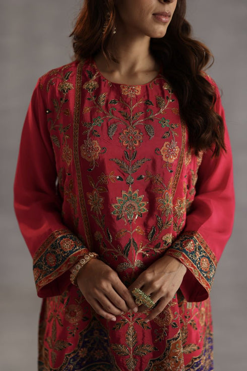 Durbaar yaman magenta kurta set