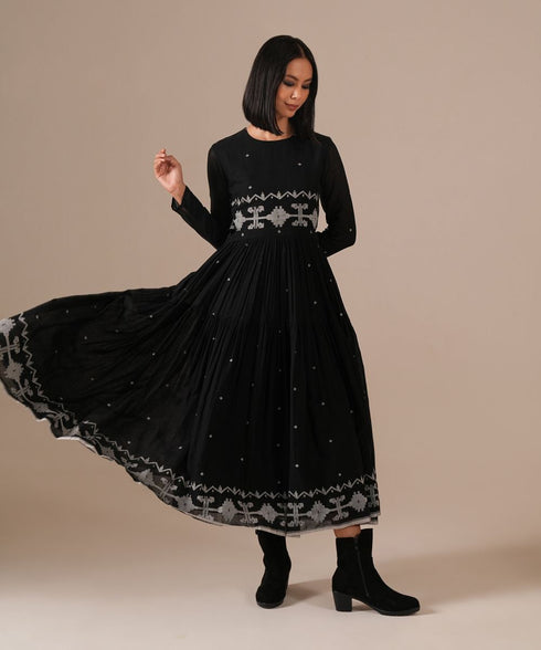 Ebon dress