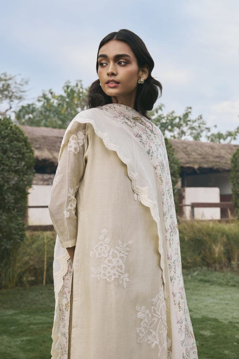 Ecru floral kurta with pants and dupatta