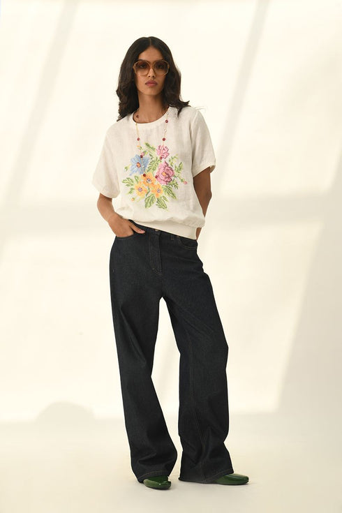 Ekstase ivory embroidered top