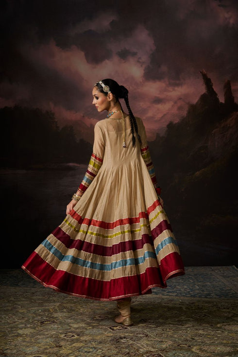 Firdaus naira kurta