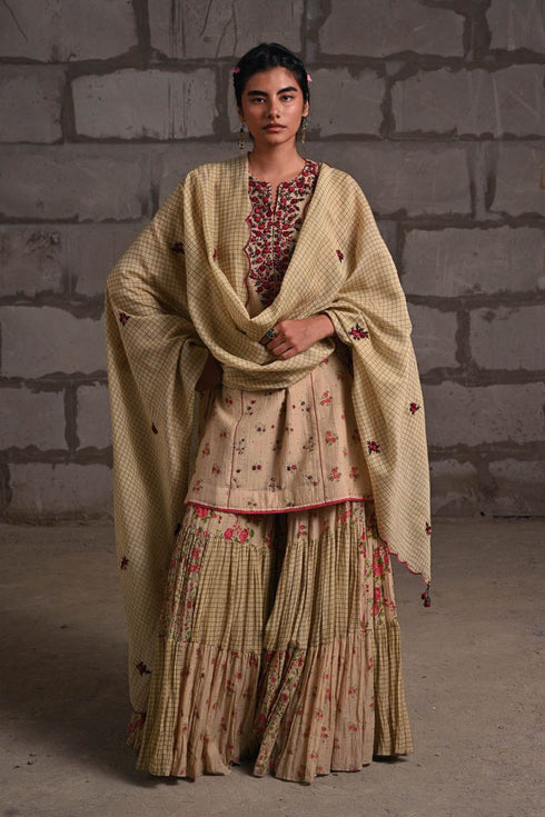 Fleur beige short kurta