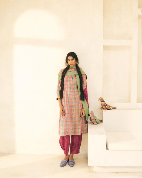 Flora punch pink kurta