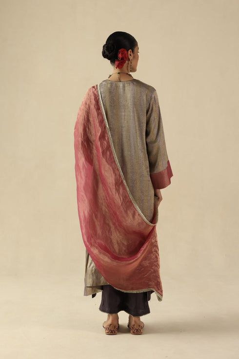 Gauhar silver kurta set