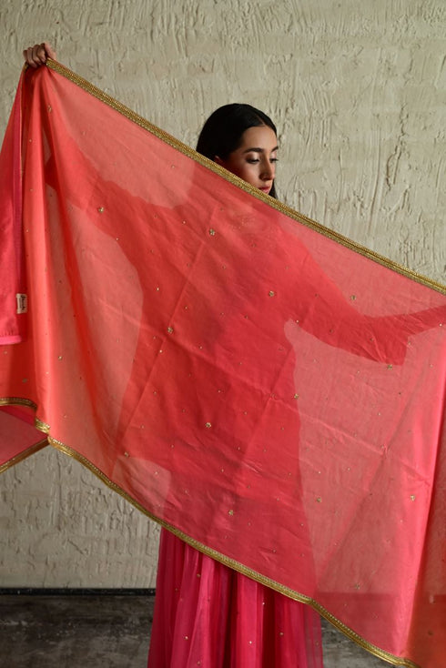 Ghevar pink shaded dupatta