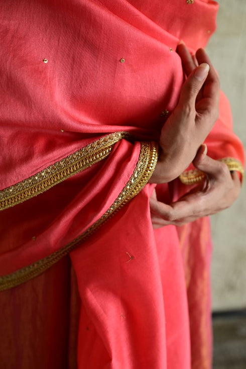 Ghevar pink shaded dupatta