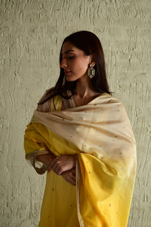 Ghevar yellow and ivory shaded dupatta