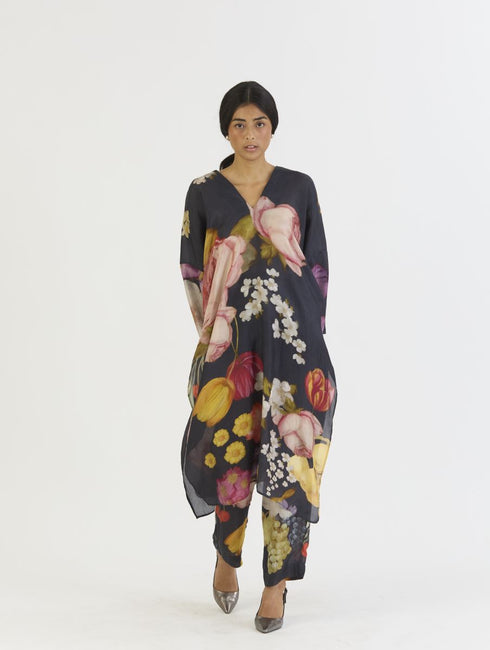 Glory black silk kaftan set