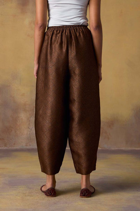 Goonj black brocade cowl ijar