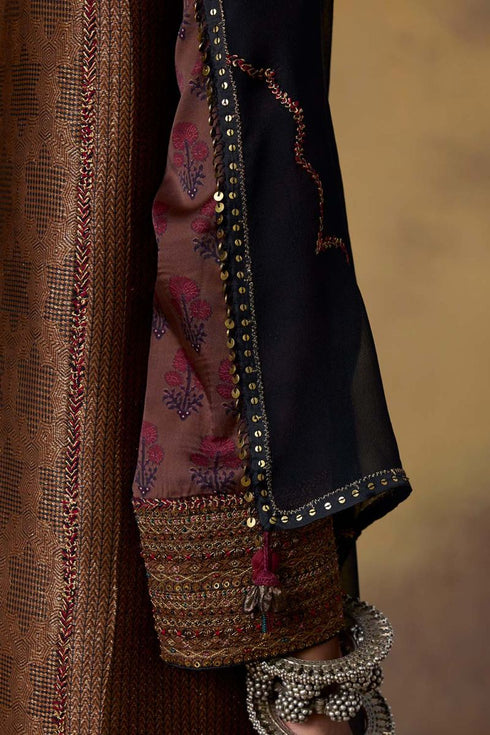 Goonj black georgette stole