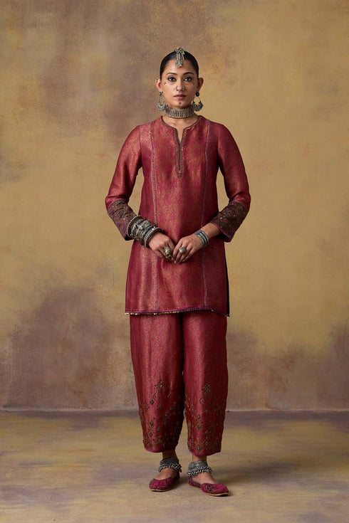 Goonj pink brocade short kurta