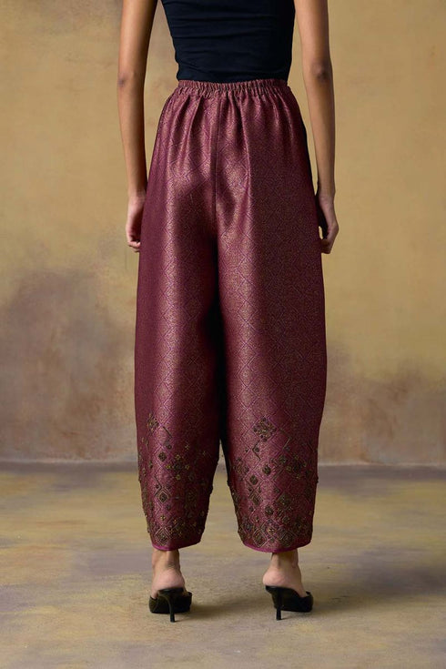 Goonj purple brocade heavy cowl ijar