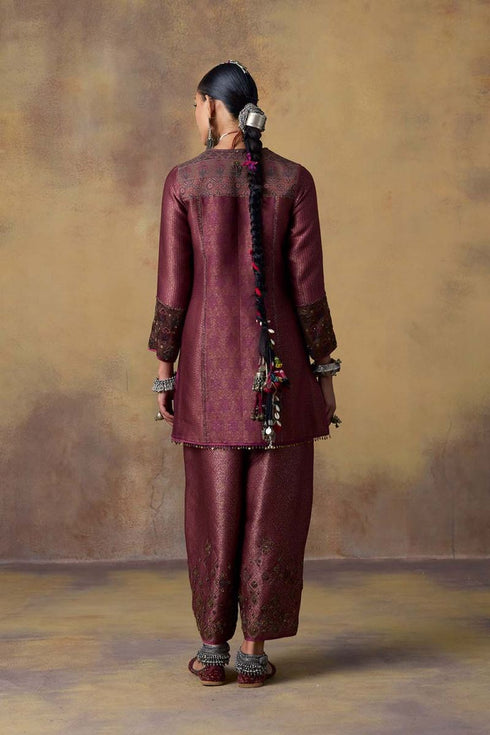 Goonj purple brocade short kurta