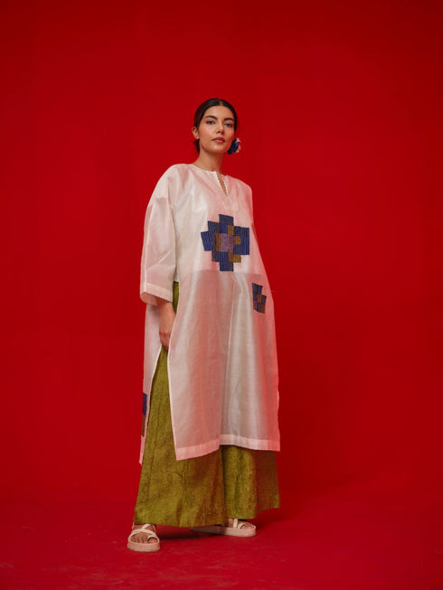 Grace ivory and blue tunic