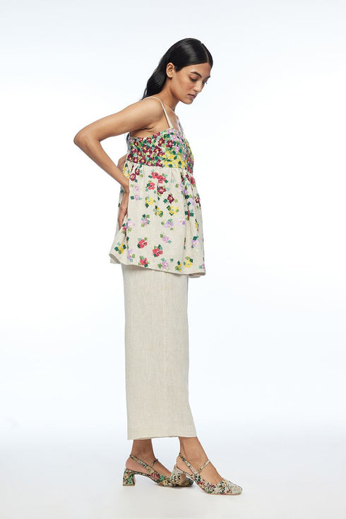 Gracilipes beige top