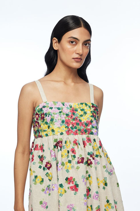 Gracilipes beige top