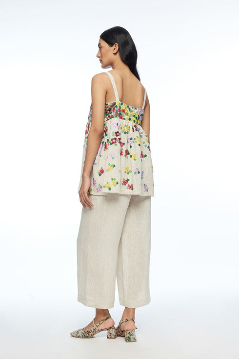 Gracilipes beige top