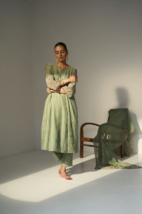 Green husna kurta with pants