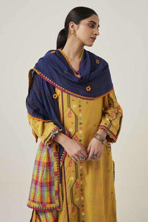 Gulzaar blue lace stole