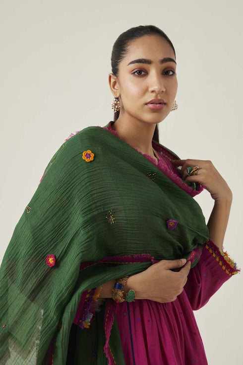 Gulzaar green frayed stole