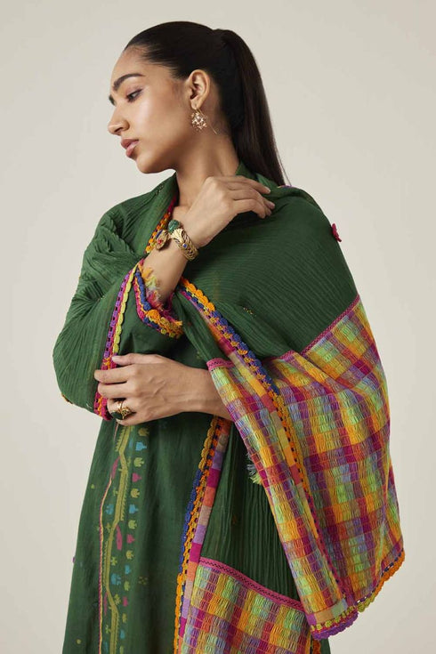 Gulzaar green lace stole