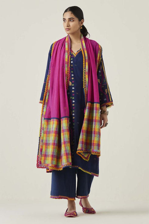 Gulzaar pink lace stole