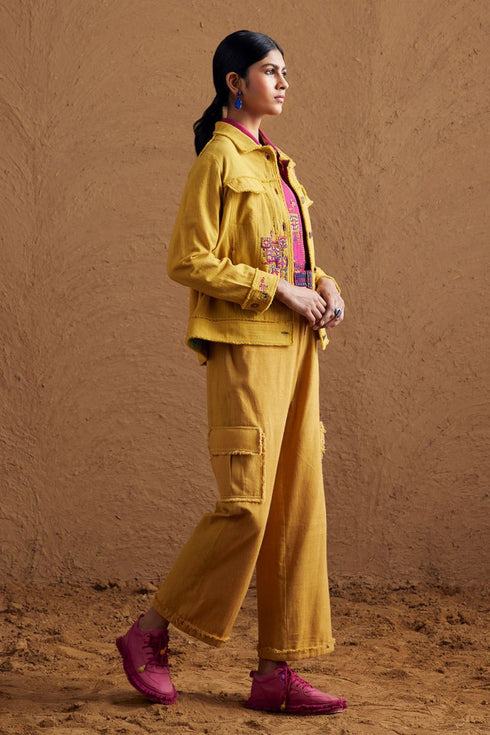 Gulzaar yellow jacket