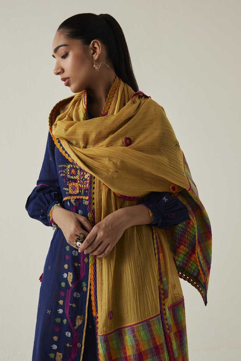 Gulzaar yellow lace stole