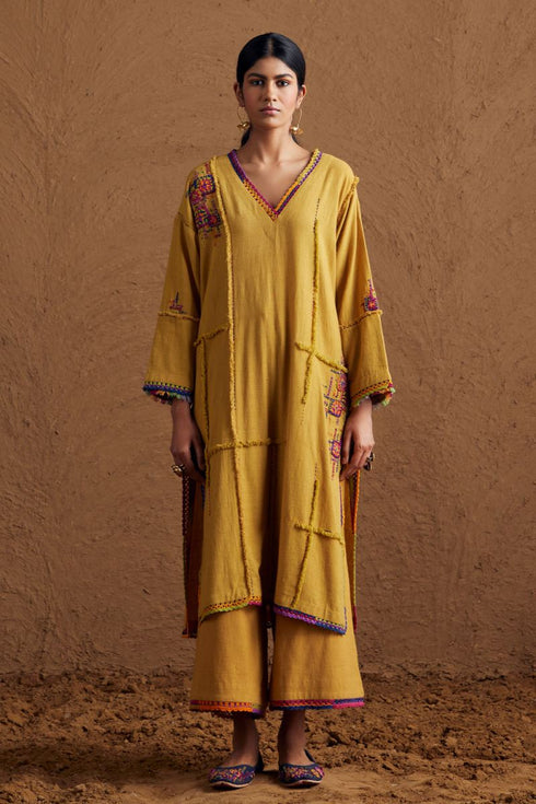 Gulzaar yellow phiran