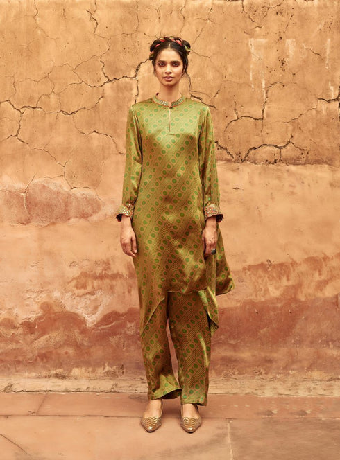 Haldi Nashpal green co-ord set