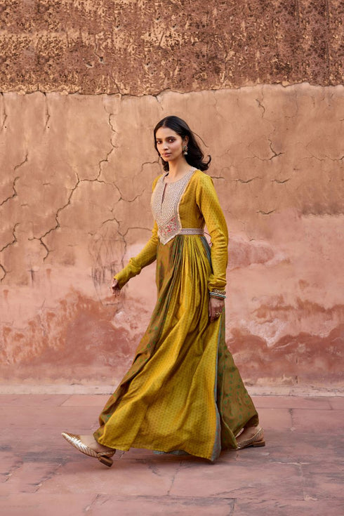 Haldi Nashpal multicolor anarkali dress