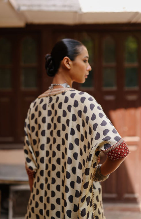 Halfmoon cream and green kaftan set