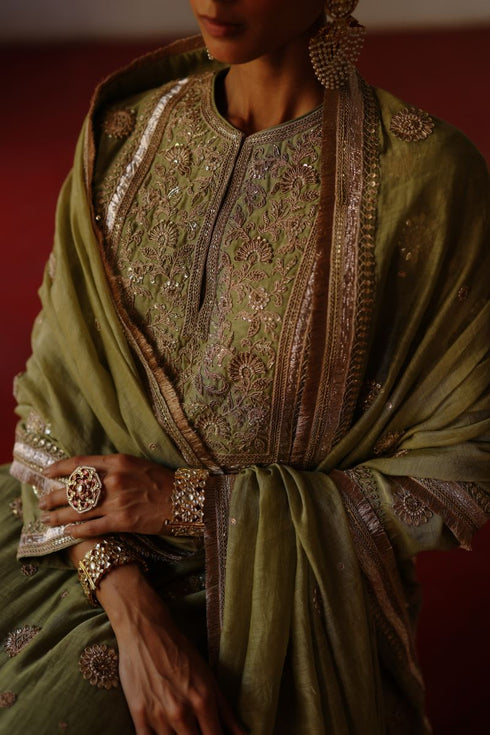 Halfmoon olive green kurta set