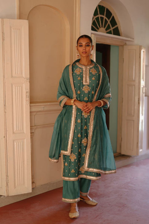 Halfmoon turquoise kurta set