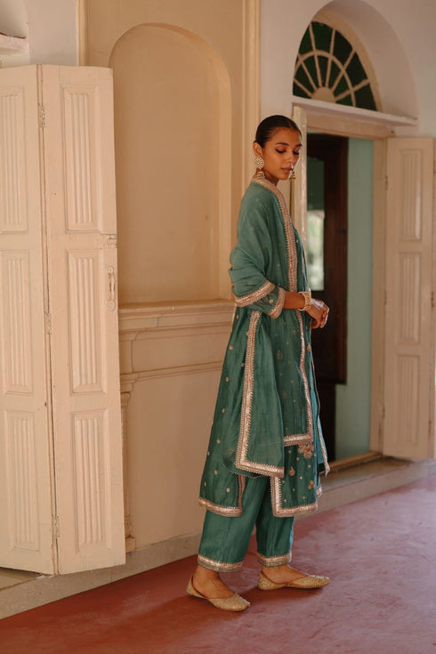 Halfmoon turquoise kurta set