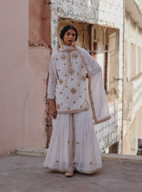 Halfmoon white Sharara set